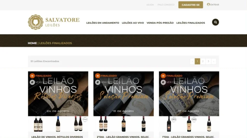 Página Leilões finalizados da plataforma Salvatore Leilões, com o menu dos módulos e os cartões dos catálogos de vinhos